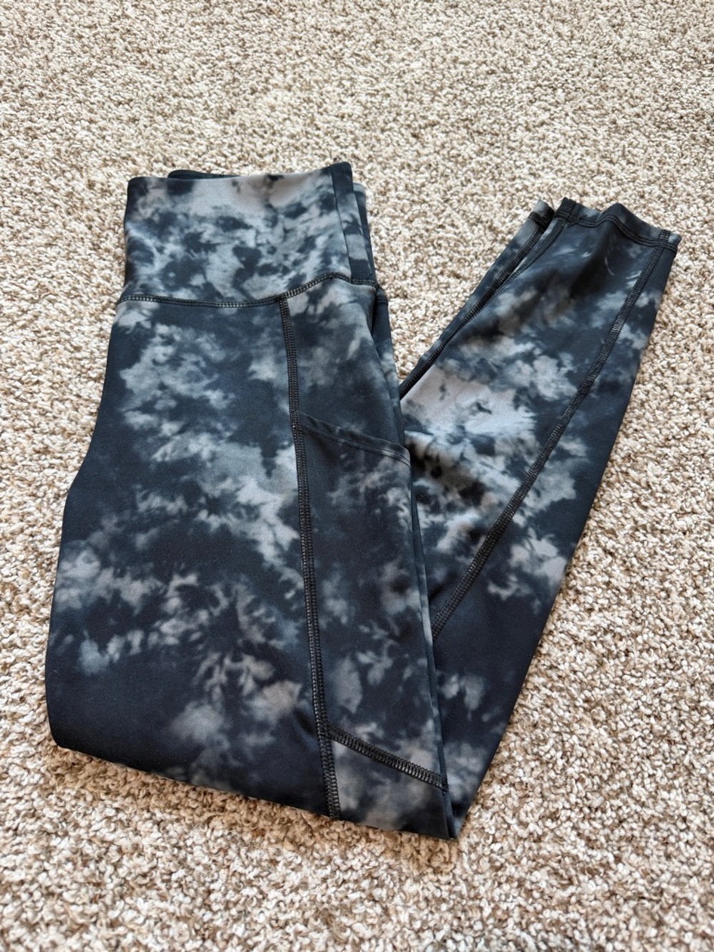 American Eagle Outfitters Black & Gray Tie-Dye Pocket Leggings